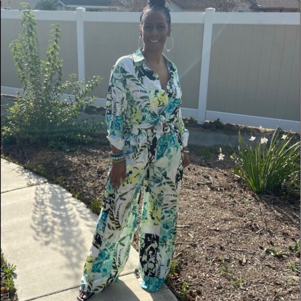 2 piece floral pant-set 💐